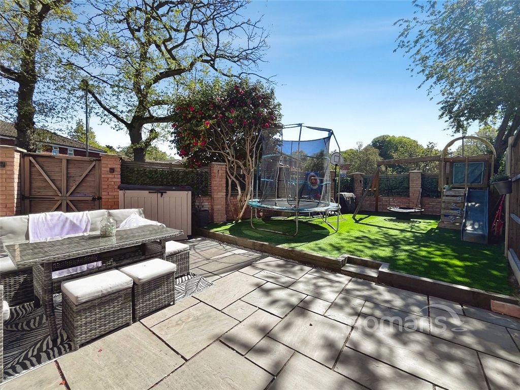 Property photo 3 of 17 Picture No. 03