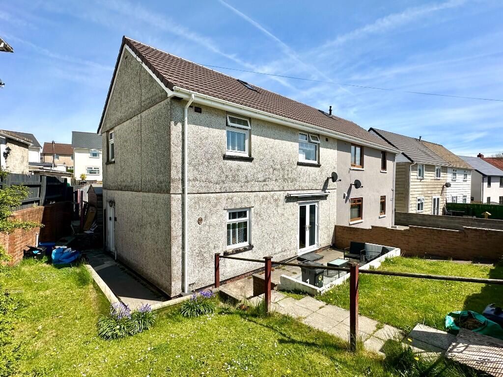 Property photo 1 of 20