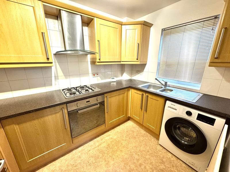 Property photo 2 of 5 Photo 5