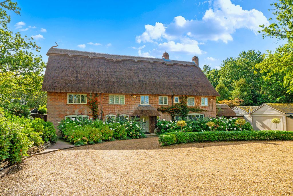 Property photo 1 of 32