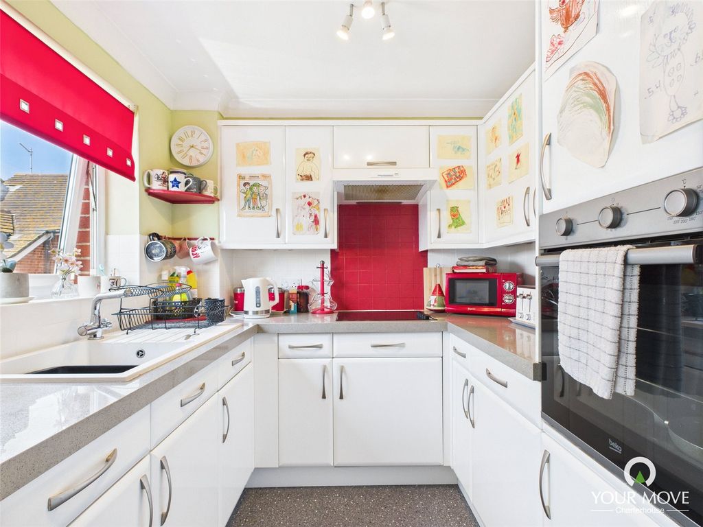 Property photo 3 of 14 Picture No. 04