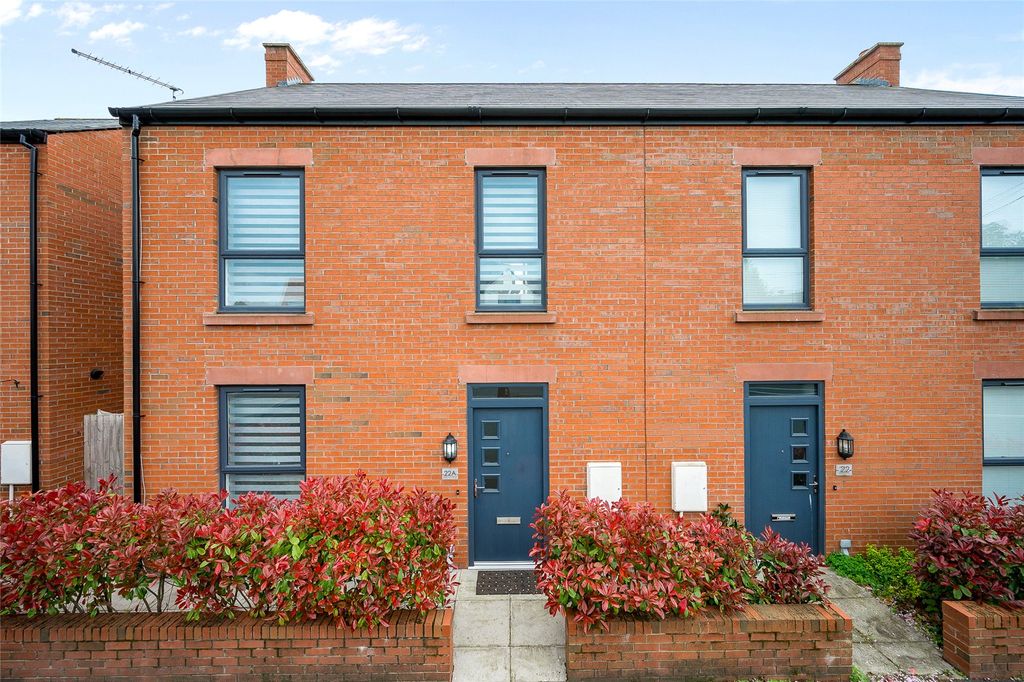 Property photo 1 of 15 Front