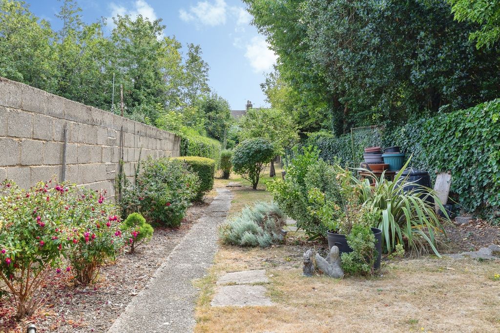 Property photo 3 of 19 Pbox-Img.Jpg