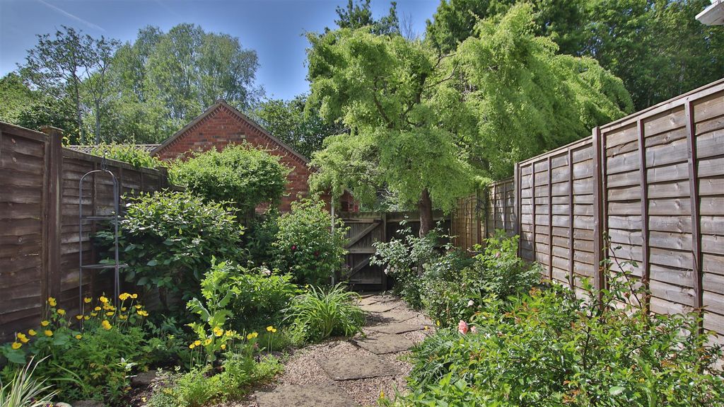 Property photo 2 of 17 Img_2364.Jpg