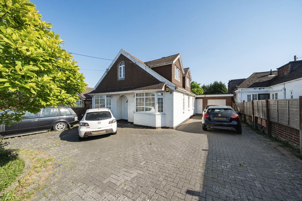 Property photo 1 of 20 External
