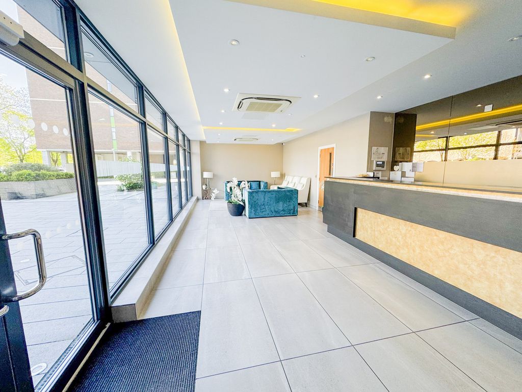 Property photo 3 of 12