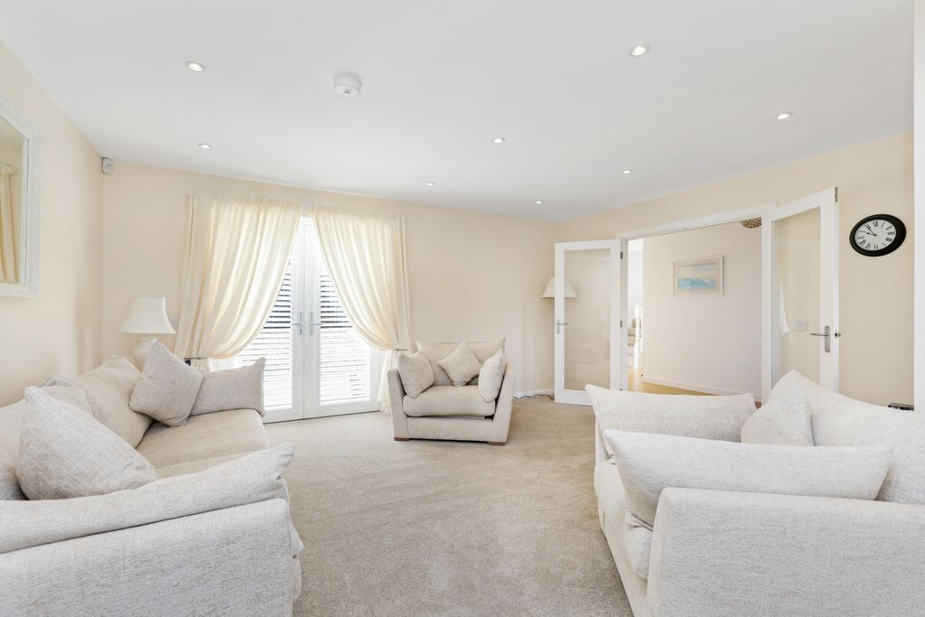 Property photo 2 of 22 Property Image 2