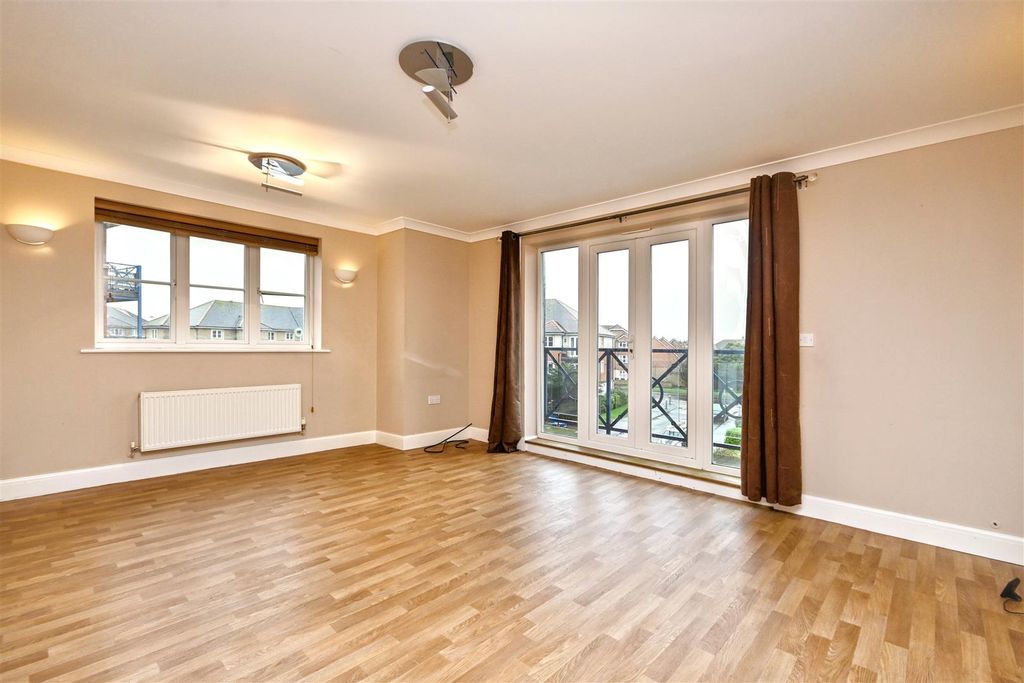 Property photo 2 of 12 Dsc_3588.Jpg