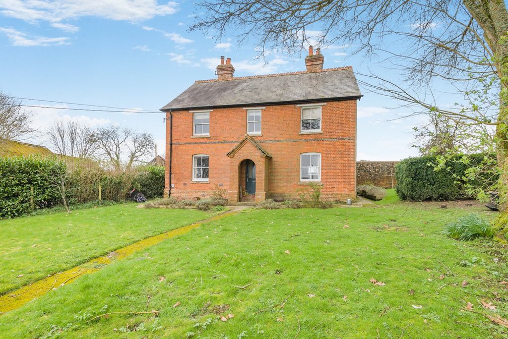 Property photo 1 of 16 Picture No. 02