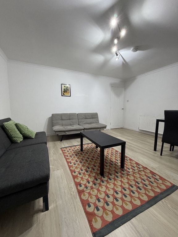 Property photo 2 of 4