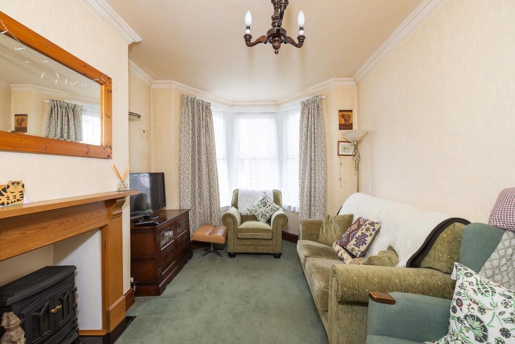 Property photo 1 of 19 Char9967.Jpg