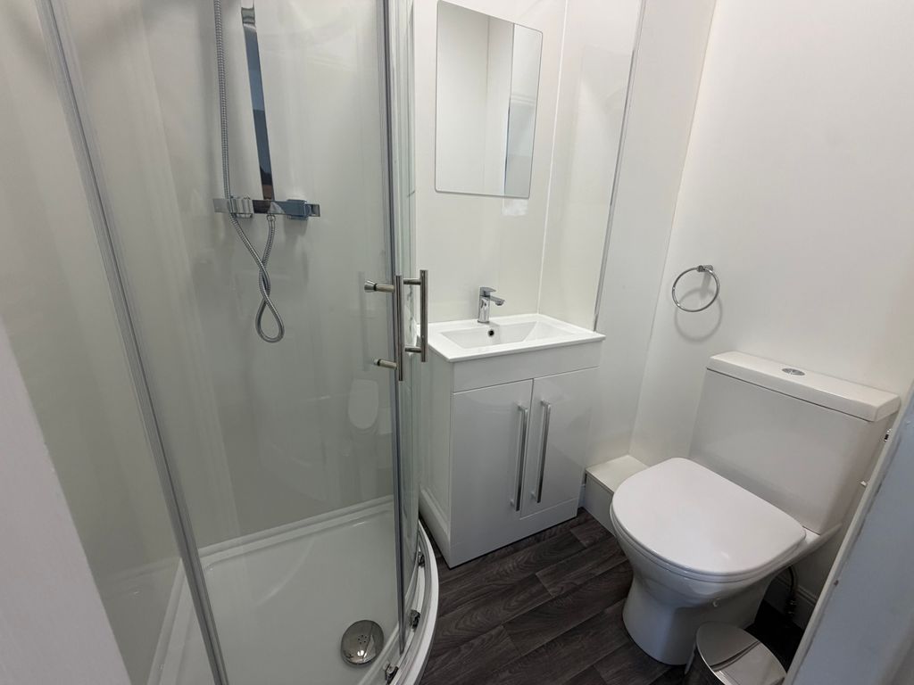 Property photo 3 of 8 Image