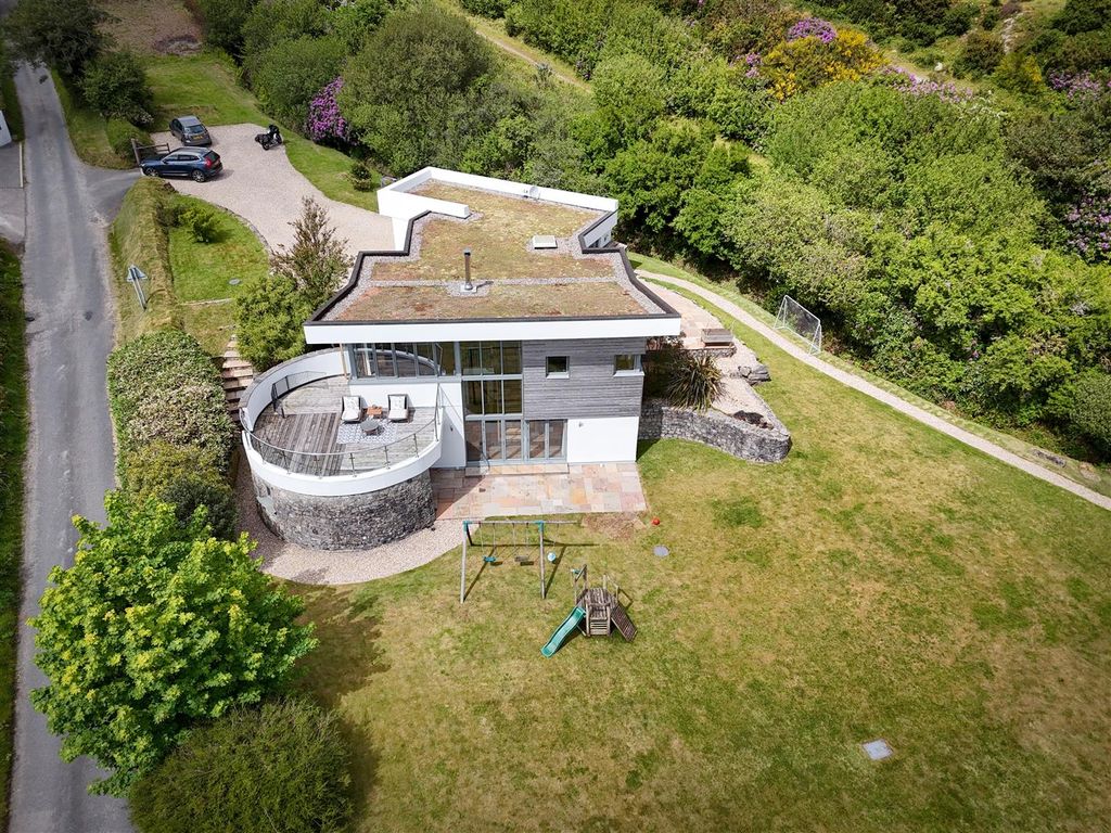 Property photo 2 of 30 2 (30).Jpg