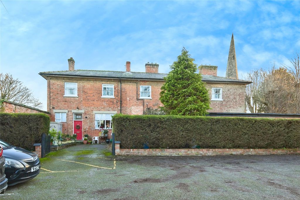 Property photo 2 of 38 Picture No. 44