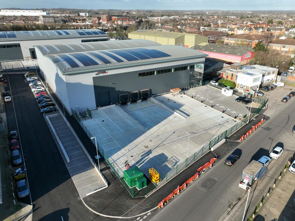 Property photo 2 of 24 Iw090124Ca010.Jpg