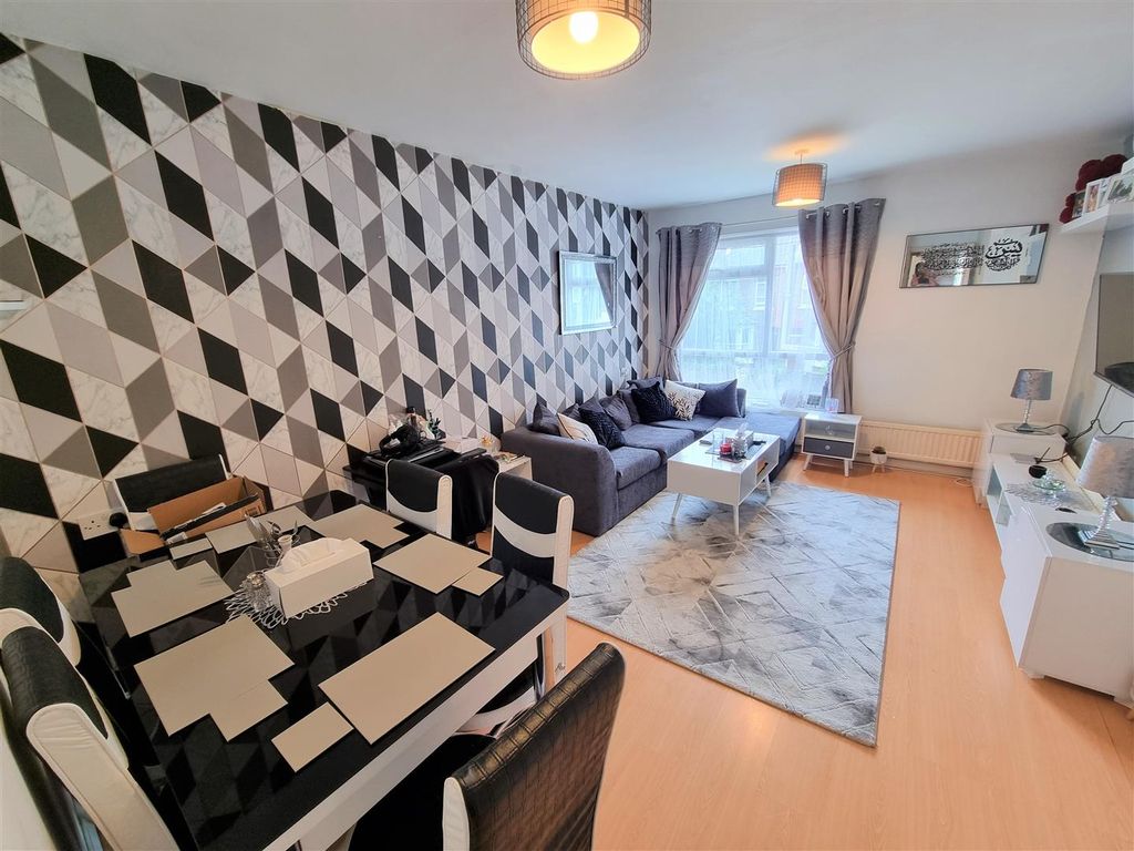 Property photo 2 of 8 20220803_142203.Jpg