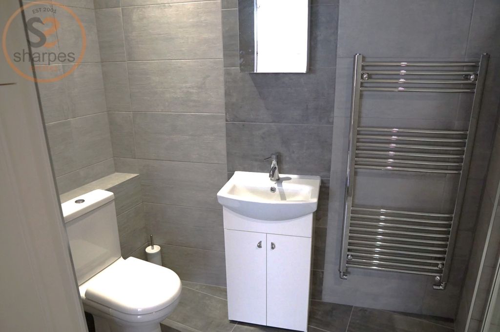 Property photo 3 of 6 5Pct-000002-P-W-5U50Q6Xsy