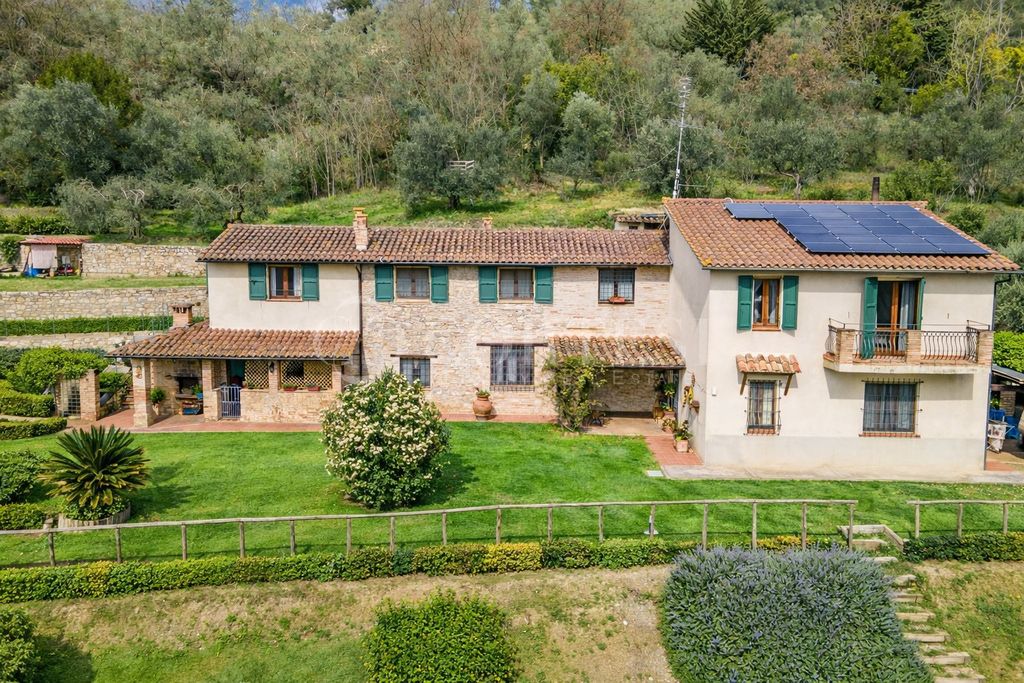 Property photo 2 of 55