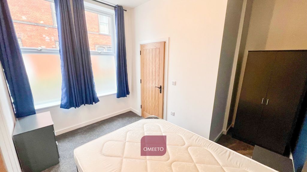 Property photo 3 of 13 Apartment 1 Bedroom