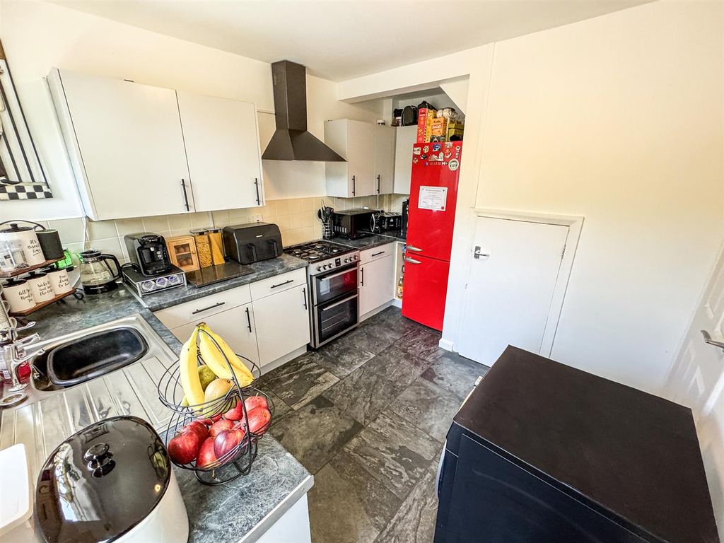 Property photo 3 of 29 Img_2944.Jpg