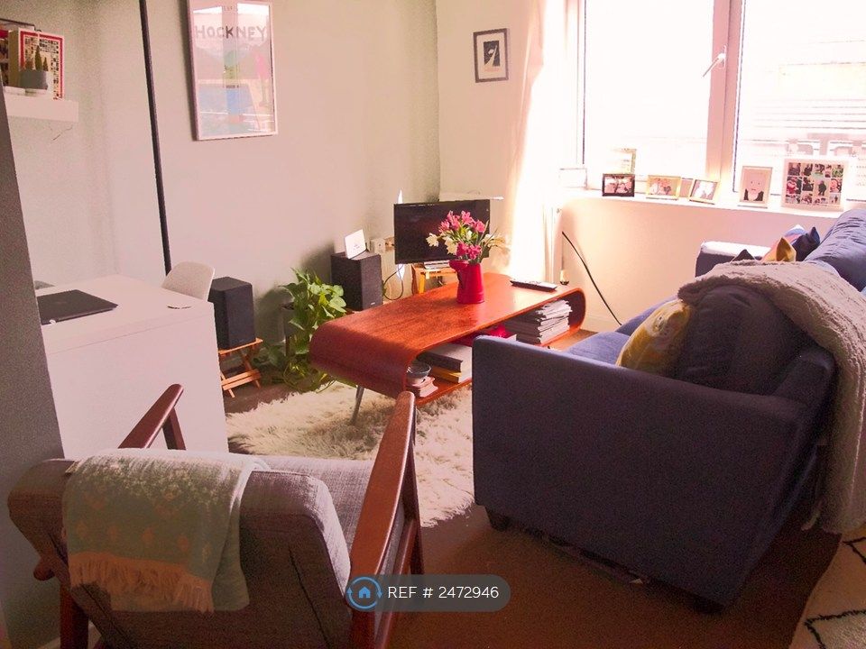 Property photo 1 of 11 Living Room/Reception