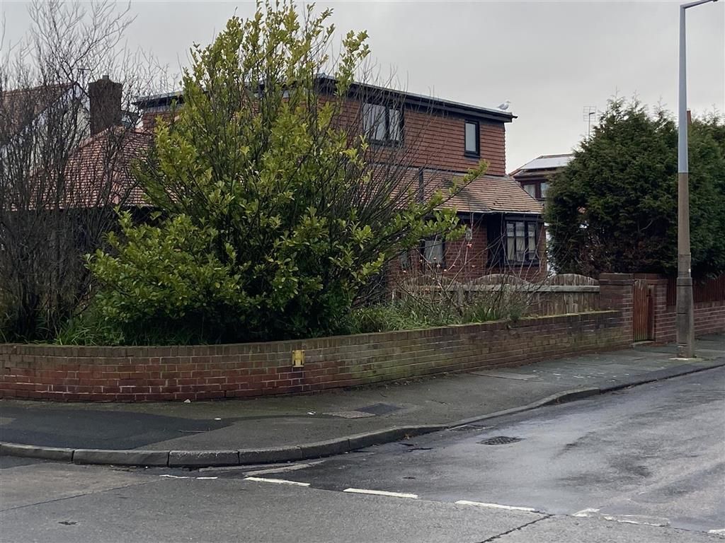 Property photo 2 of 9