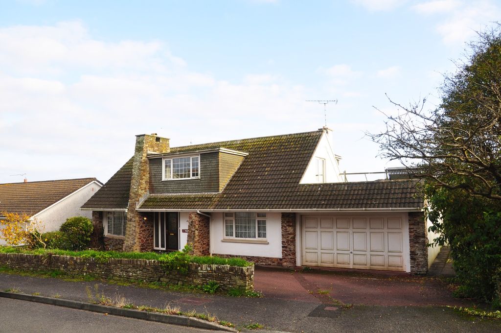Property photo 2 of 33 3346799