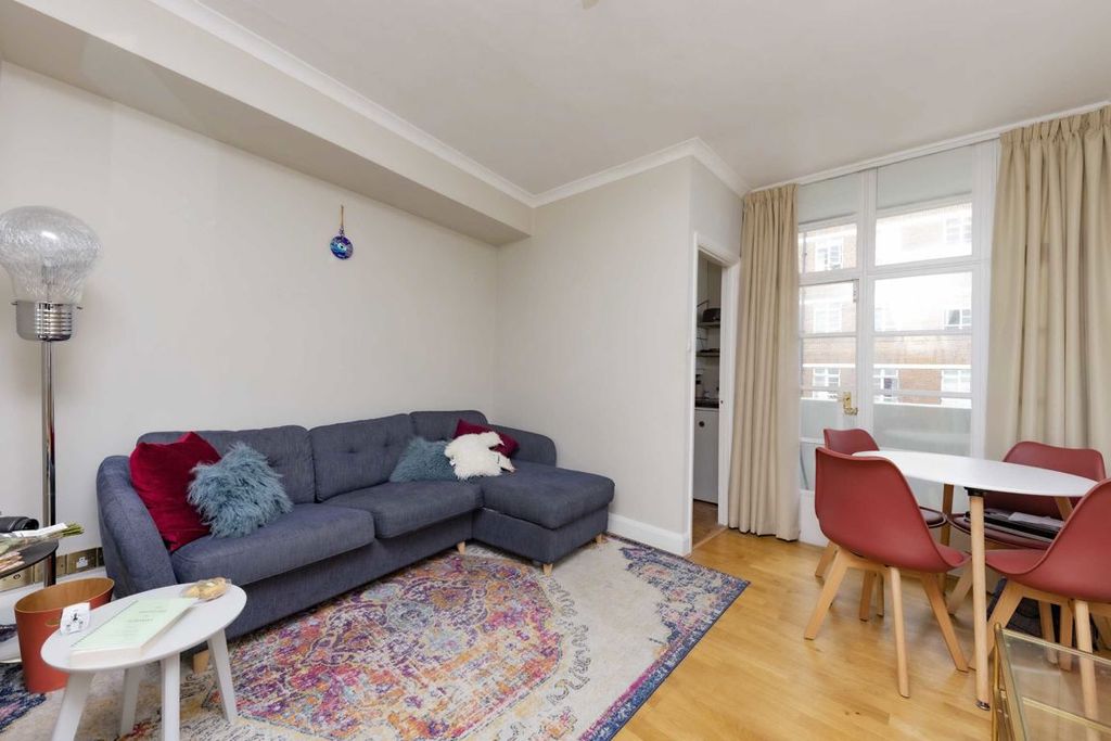 Property photo 2 of 5