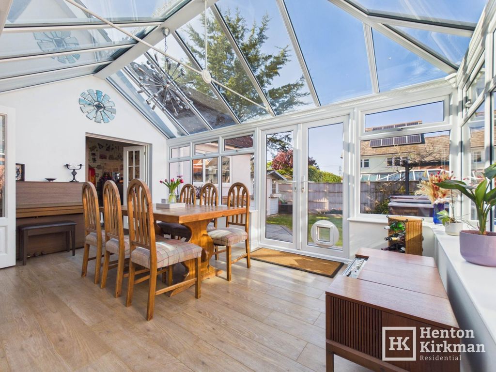 Property photo 2 of 43