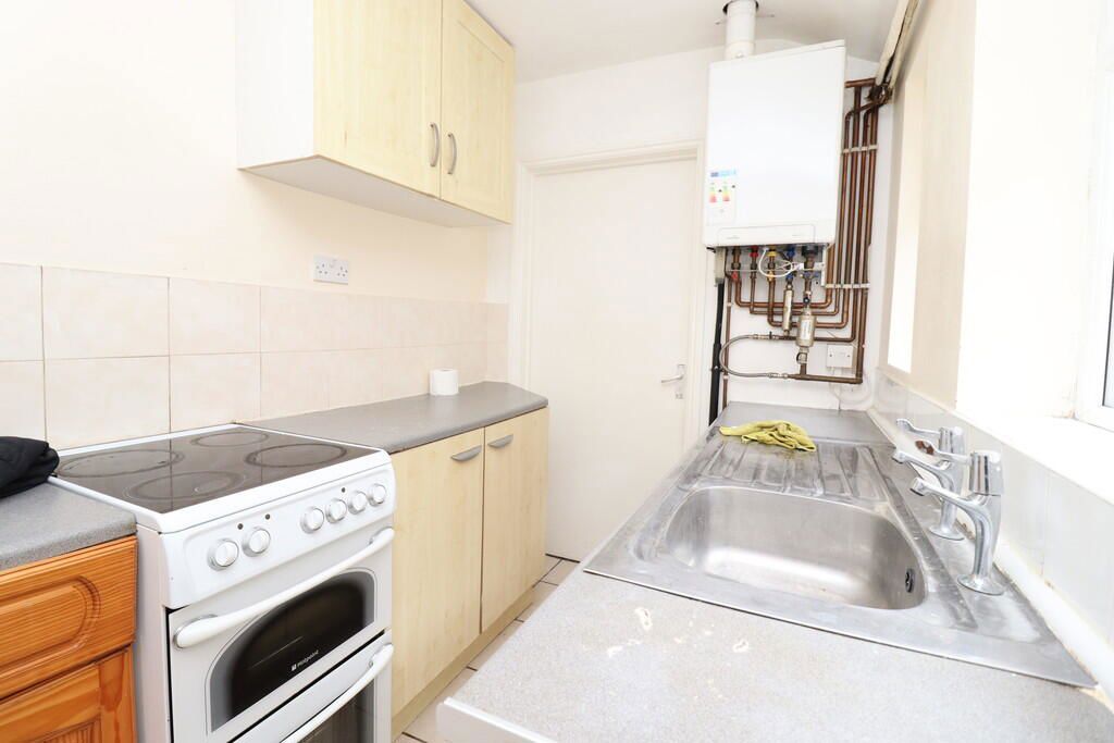 Property photo 3 of 9