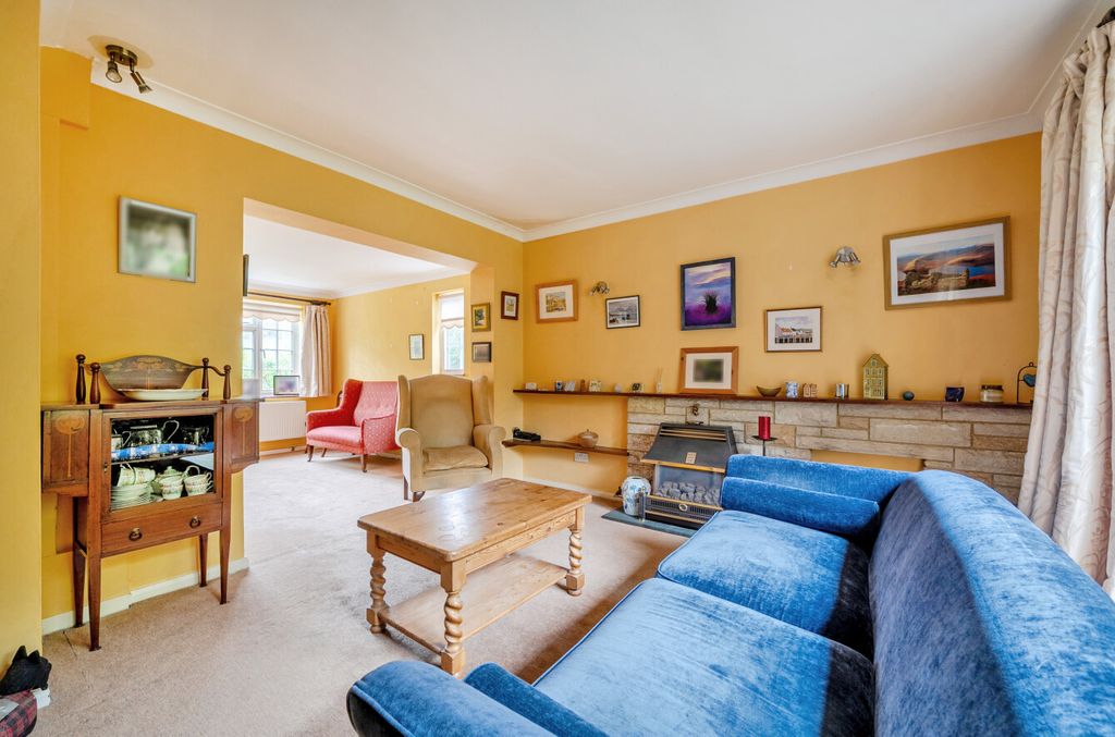 Property photo 3 of 24 1535698-12-6Ad72c...