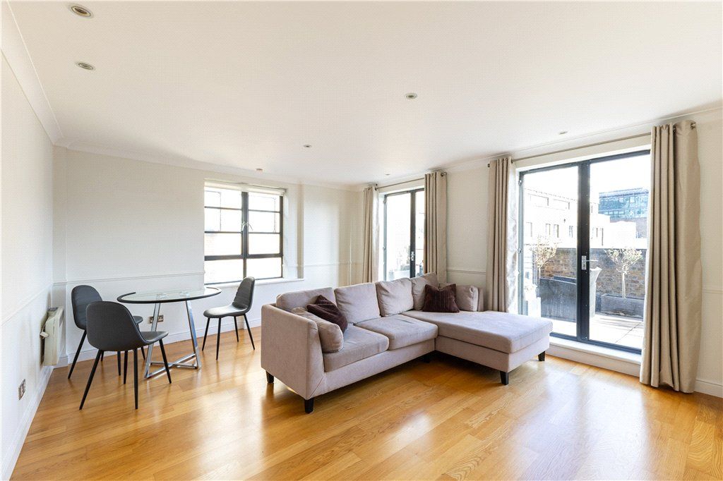 Property photo 2 of 23 Picture No. 33