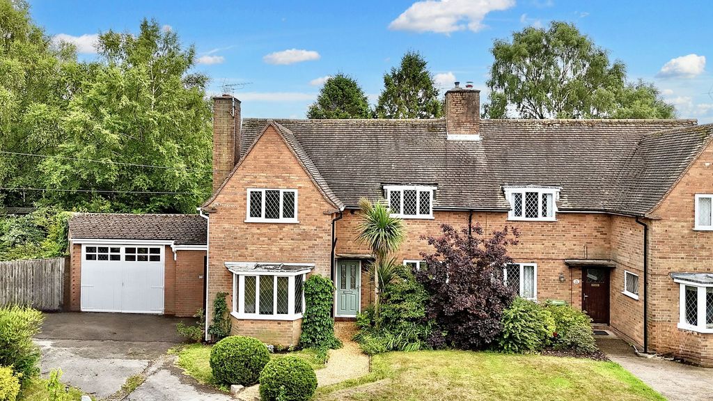 Property photo 1 of 32