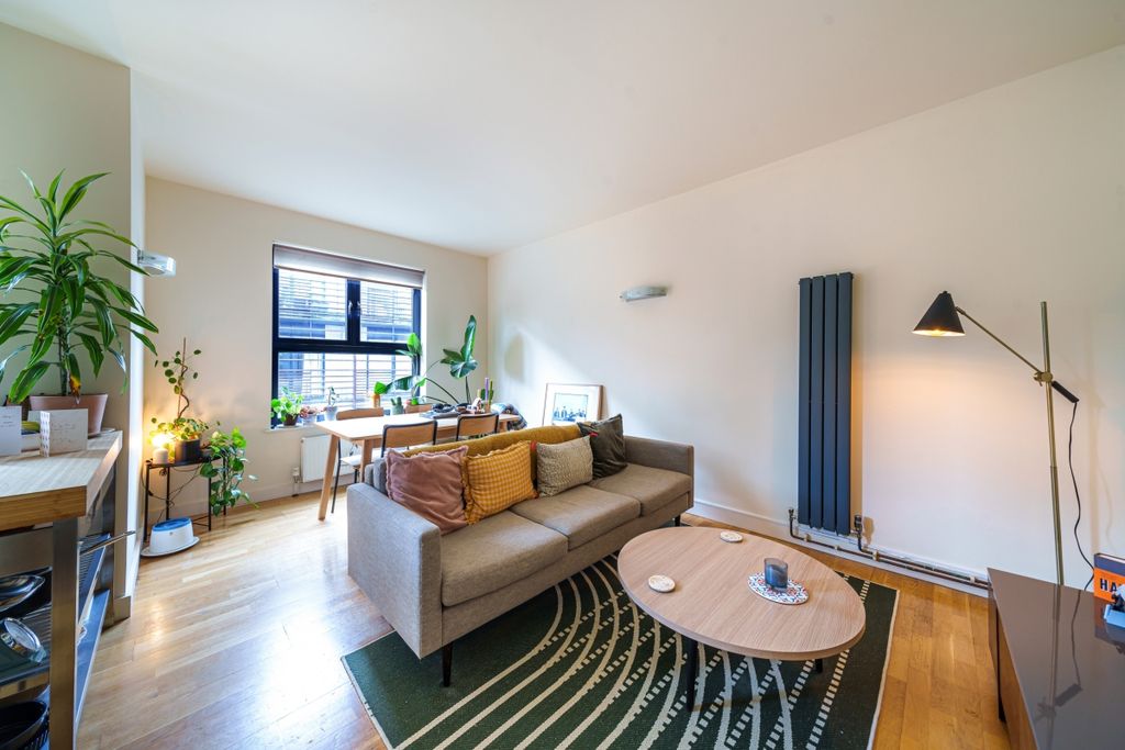 Property photo 2 of 19 1087657 (3)