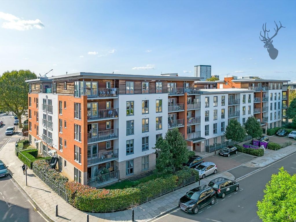 Property photo 1 of 18 Em E.Jpg