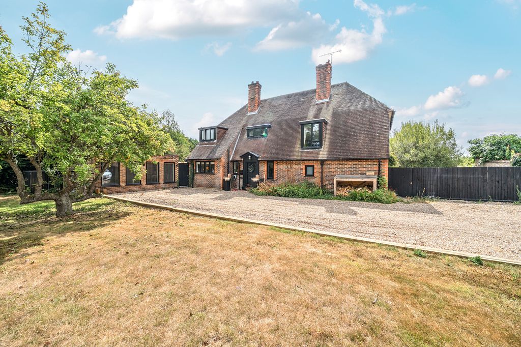 Property photo 1 of 21