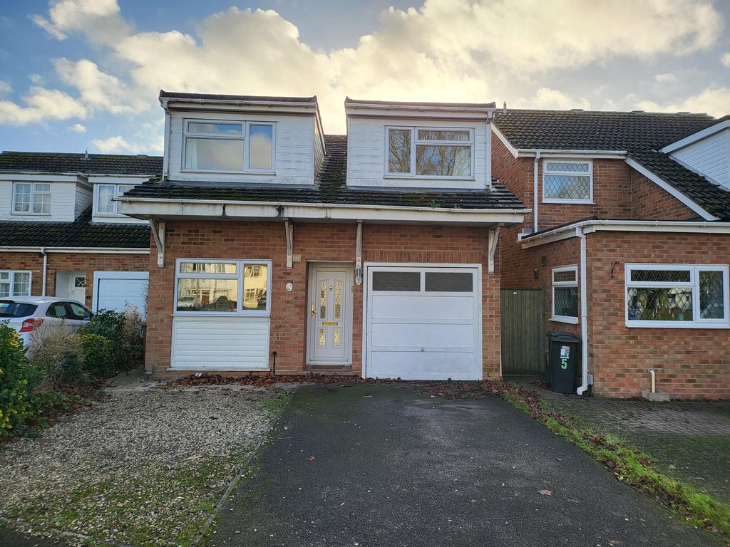 Property photo 1 of 16 Exterior