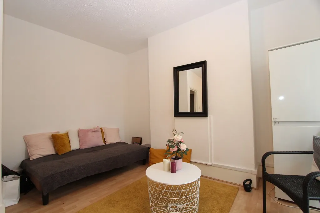 Apartment in Reading, Katesgrove, Newtown - More