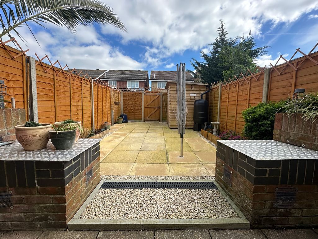 Property photo 2 of 11 Photo 1