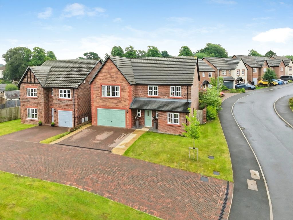 Property photo 1 of 41