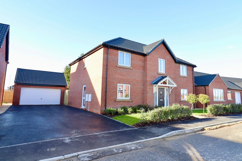 Property photo 1 of 31 Img_5875