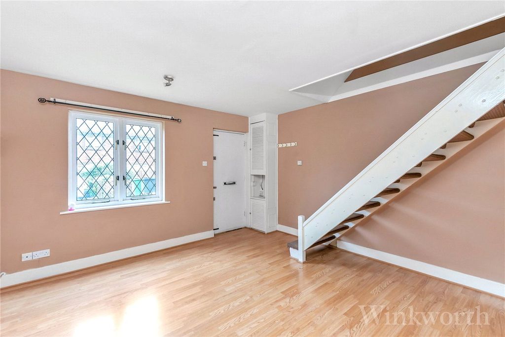 Property photo 2 of 5 Picture No. 05