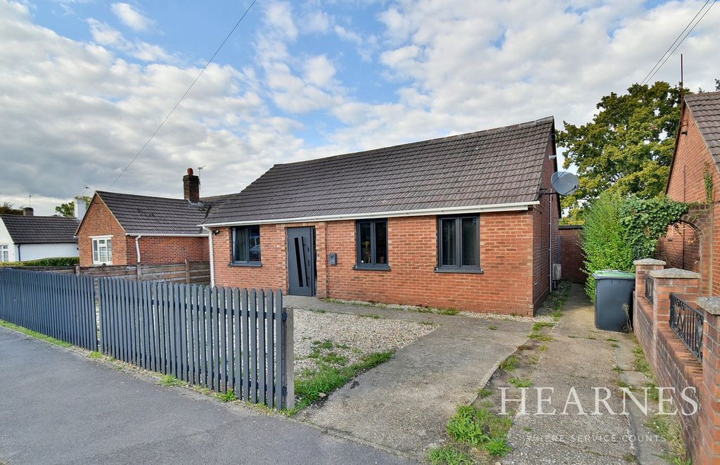 Property photo 1 of 12