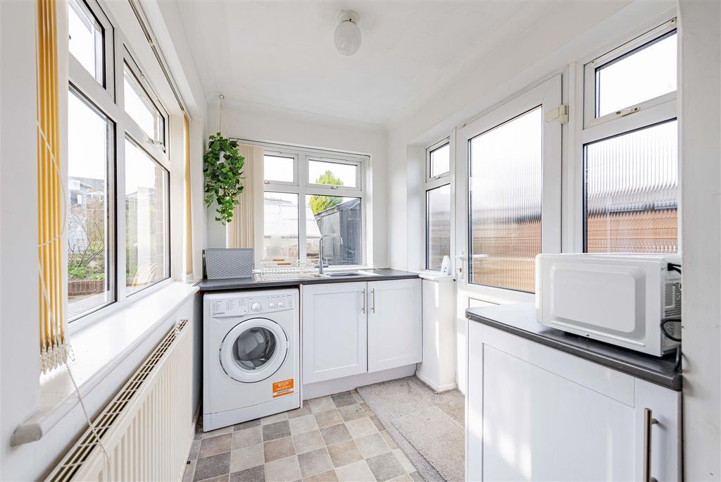 Property photo 3 of 20 L J Imaging-15.Jpg