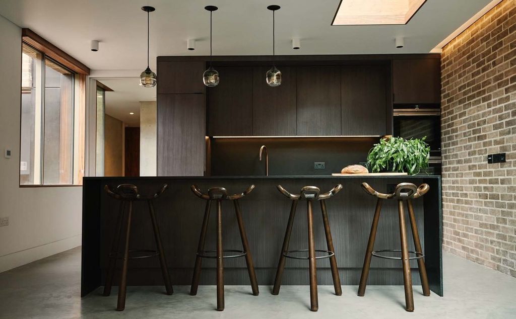 Property photo 3 of 13 Picture No. 01