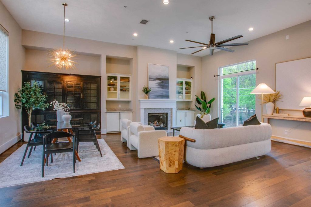 Property photo 1 of 31
