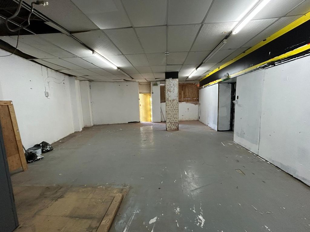 Property photo 3 of 4