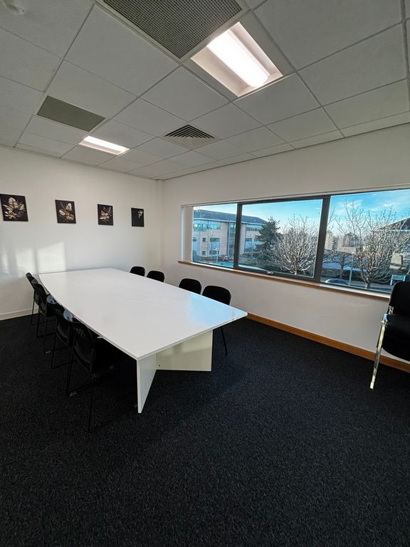 Property photo 3 of 9 Photo 7