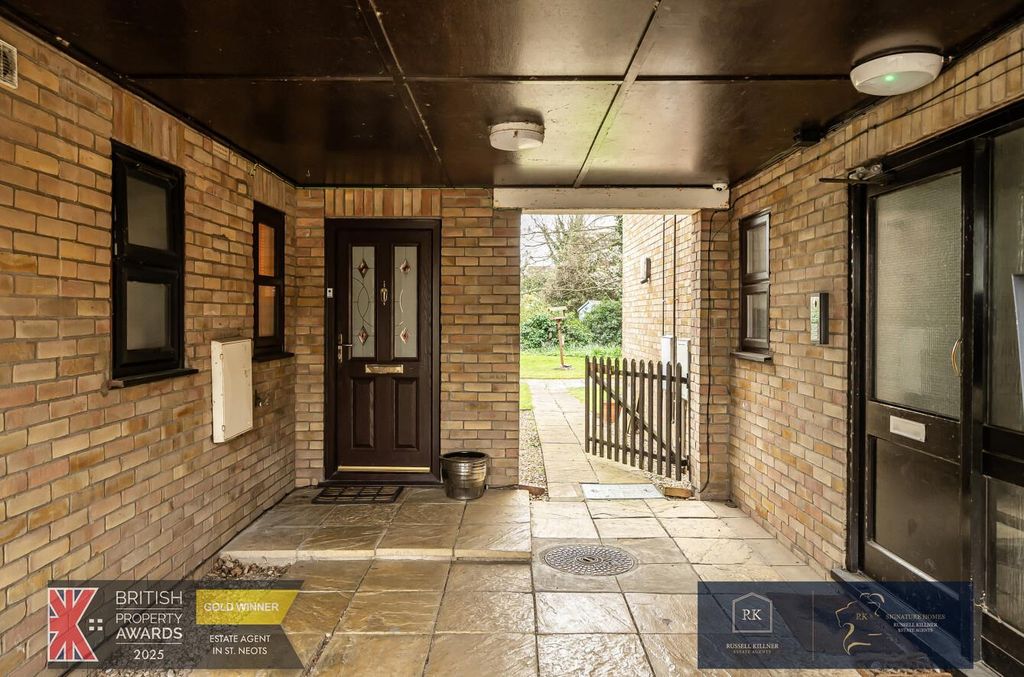 Property photo 3 of 24 Entrance Doorway.