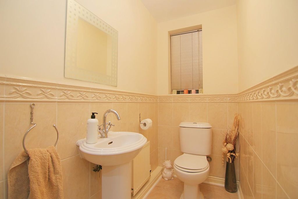 Additional image 16 of 5 bed detached house for saleSycamore Chase, Pudsey LS28